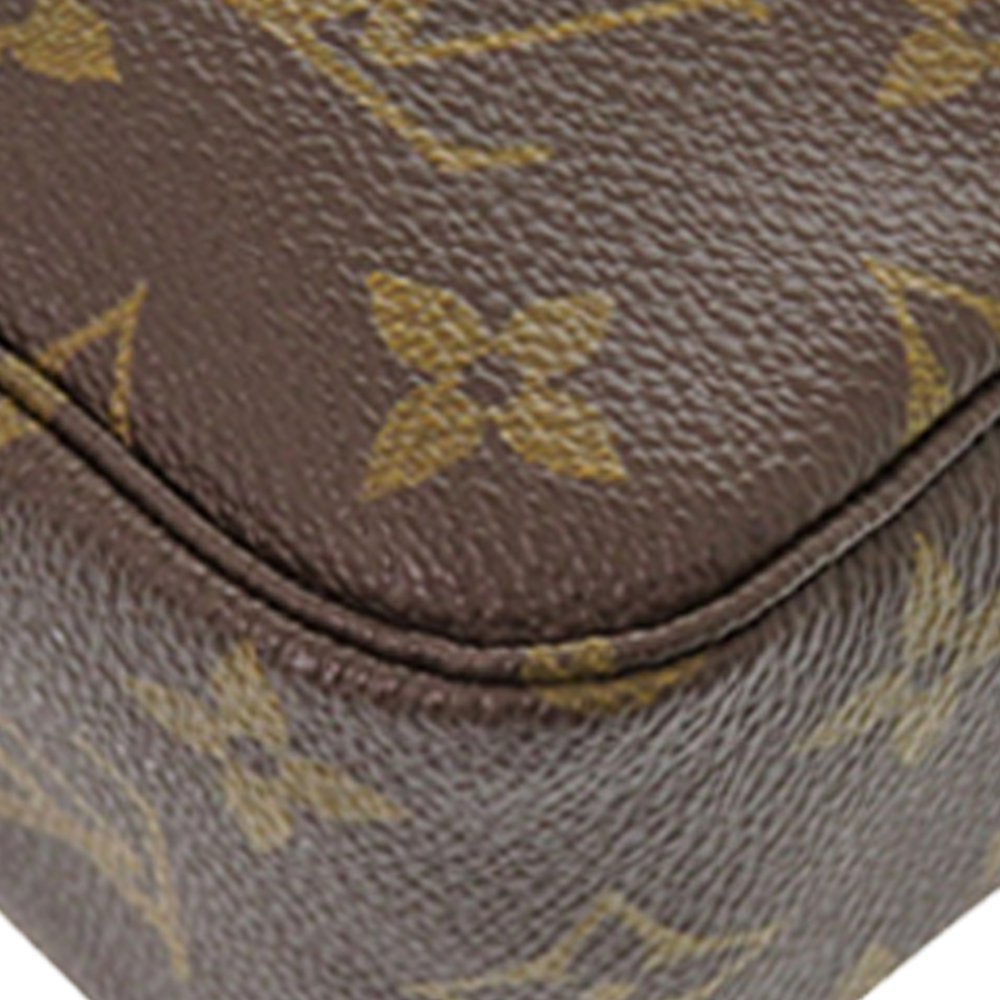 Pre-Loved Louis Vuitton Monogram Trousse Toilette 23 - Picture 8 of 11